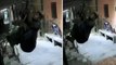 दिल्ली में बिजली के तारों के सहारे घर में घुसा चोर, CCTV में कैद हुआ देसी 'स्पाइडर-मैन'