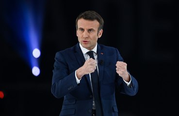 'Vous êtes le fil d'or qui lie nos deux pays' : Emmanuel Macron rend hommage à la reine Elizabeth