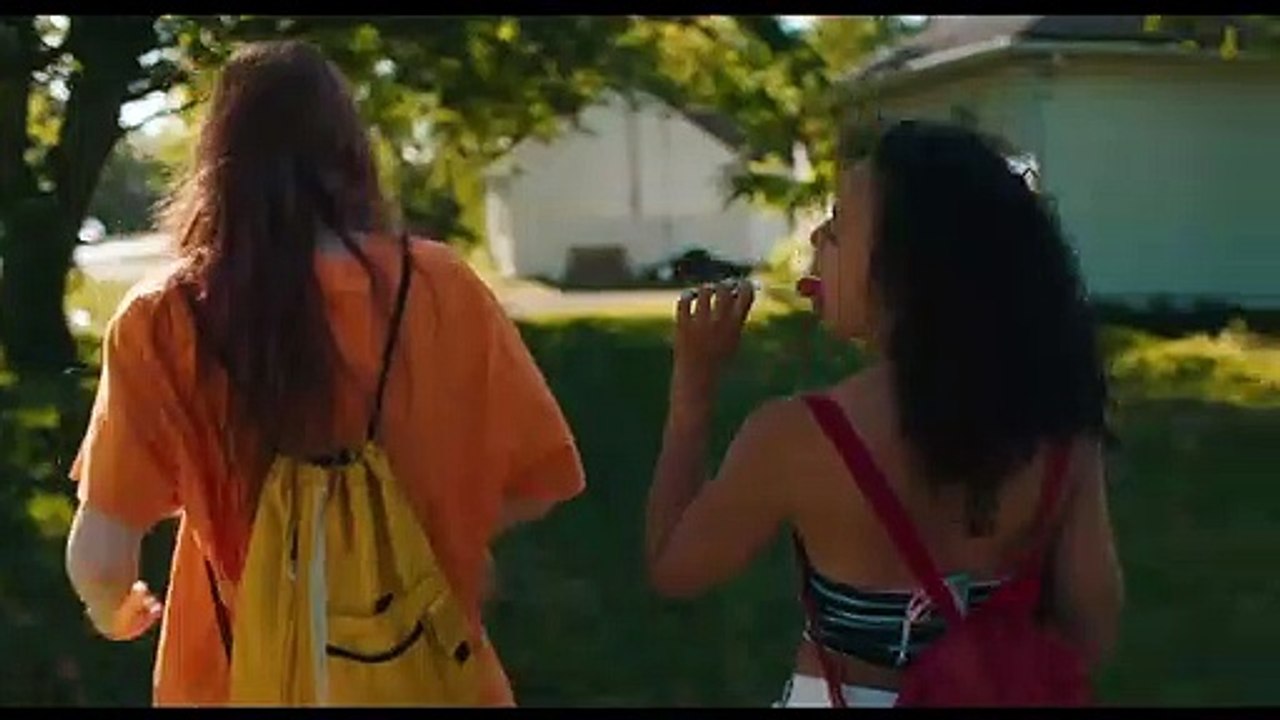 Firecrackers Fragman