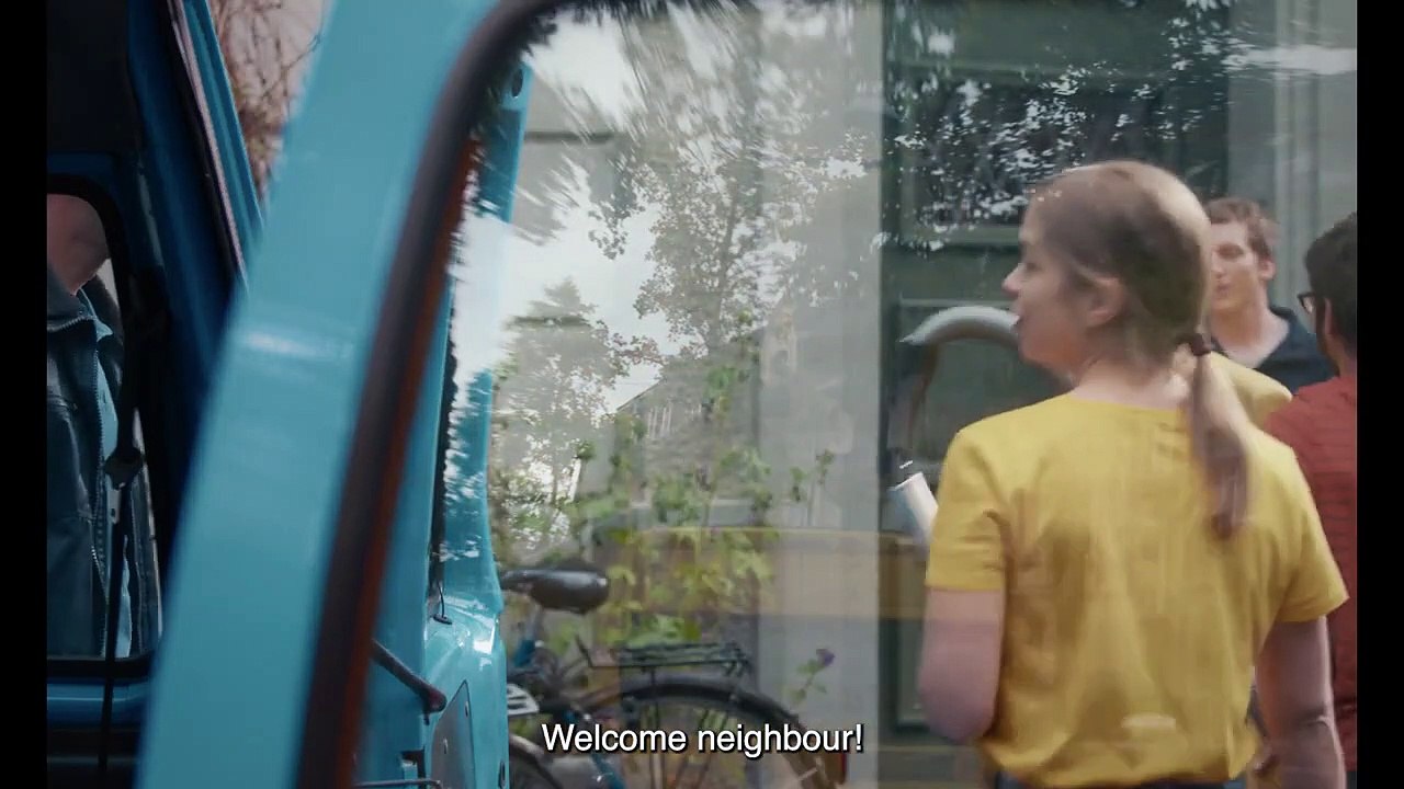 Örümcek ve Kız Fragman