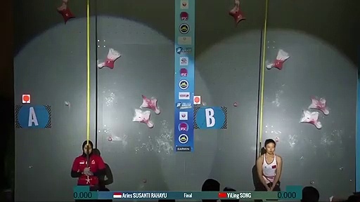 ഹിജാബ് ധരിച്ച് അറീസ് ചാടിക്കയറിയത് ലോകറെക്കോര്‍ഡിലേക്ക്