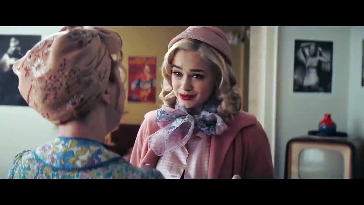 MRS. HARRIS GOES TO PARIS - Trailer VO