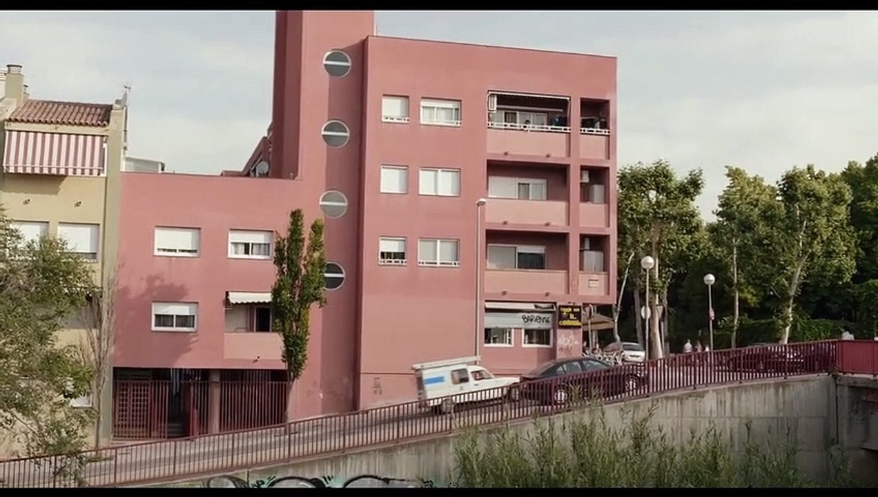 Sechs Tage unter Strom - Unterwegs in Barcelona Trailer DF