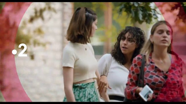 La Faute à Rousseau - saison 2 Bande-annonce VF