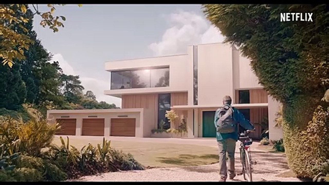 Man vs Bee Trailer DF