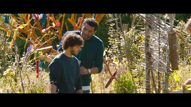 Hommes au bord de la crise de nerfs EXTRAIT VF Romain se livre