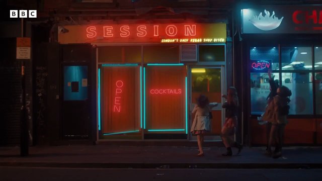 Everything I Know About Love - saison 1 Bande-annonce VO