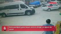 Kaza paniğiyle gaza basan sürücü direğe ve ağaca da çarptı