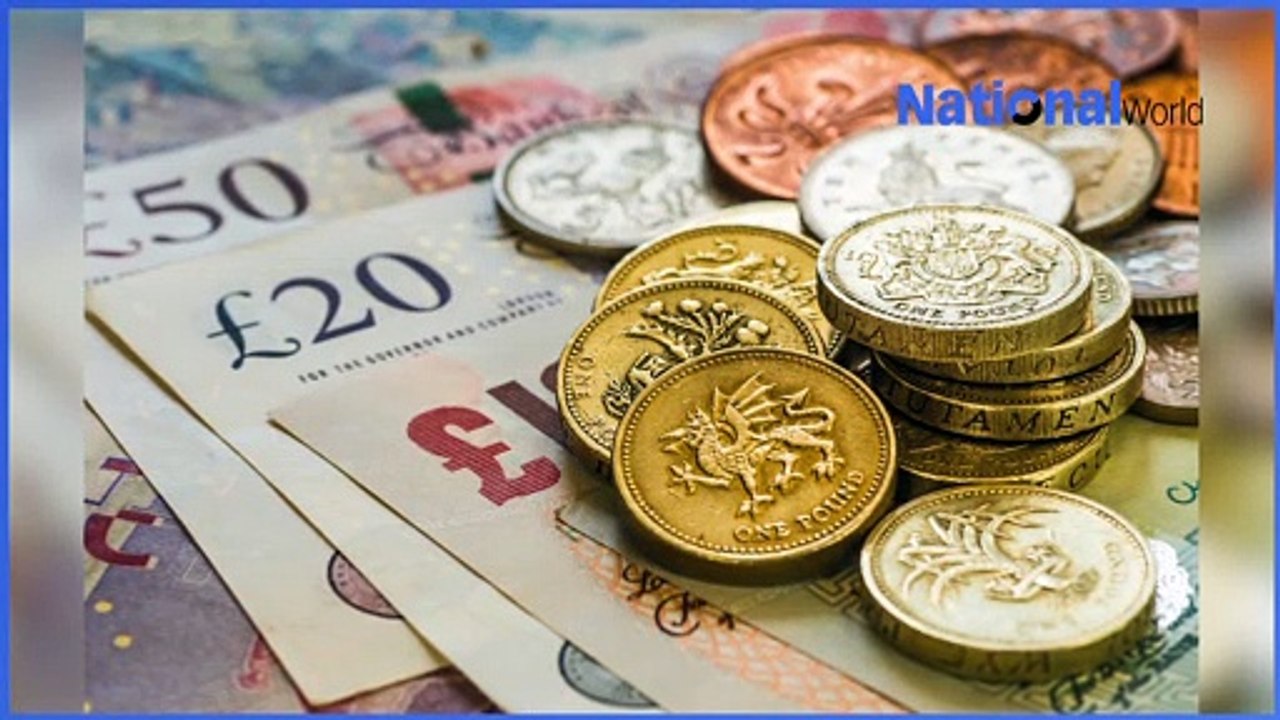 Queen Elizabeth II's Platinum Jubilee: are UK banks open on Jubilee bank holiday 2022? Opening times for Thursday, Friday and weekend explained