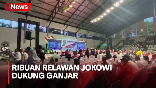 Padati Gedung Basket SUGBK, Ribuan Relawan Jokowi Dukung Ganjar Pranowo