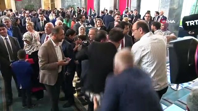 AK Parti Bilecik milletvekili Eldemir torunu Salih ile kayıt yaptırdı