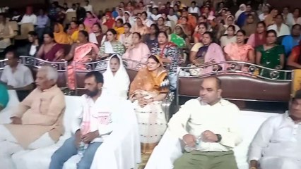 PM self fund street vendor: 2 thousand 911 was given a loan of 9.80