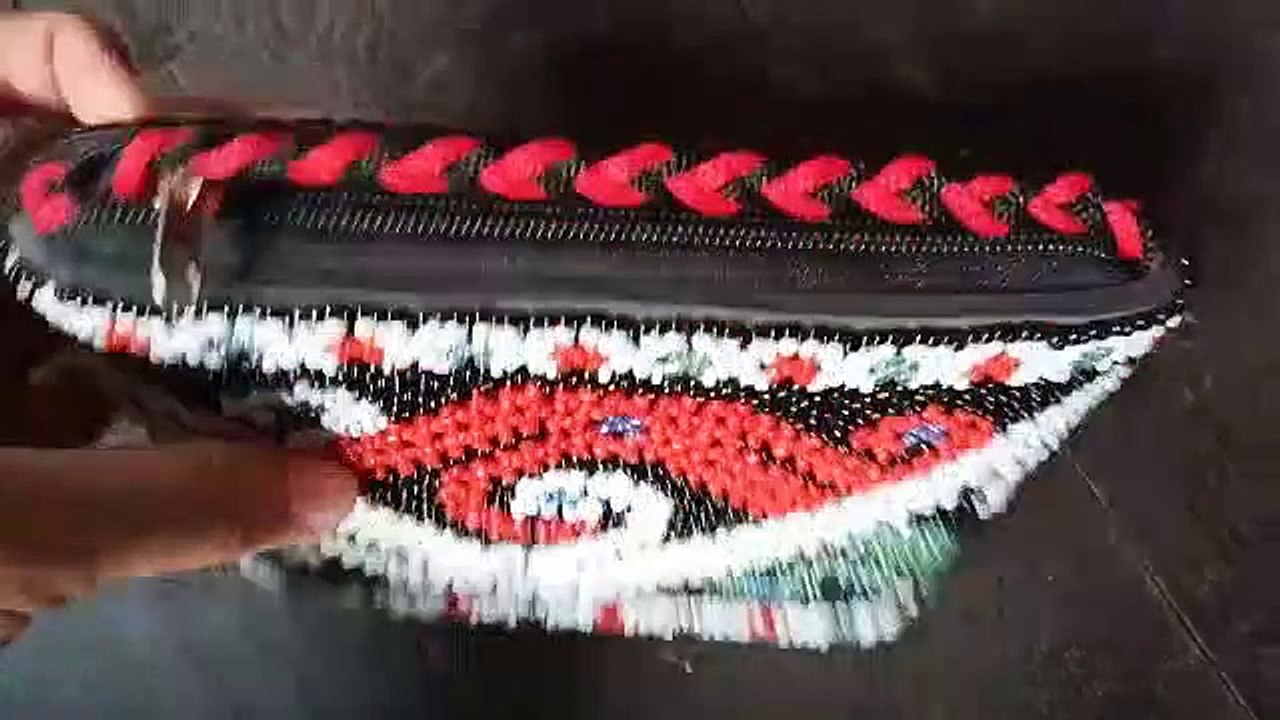 Medium-sized bead bag with typical Banjar Dayak motif, souvenir by typical martapura, handicrafts