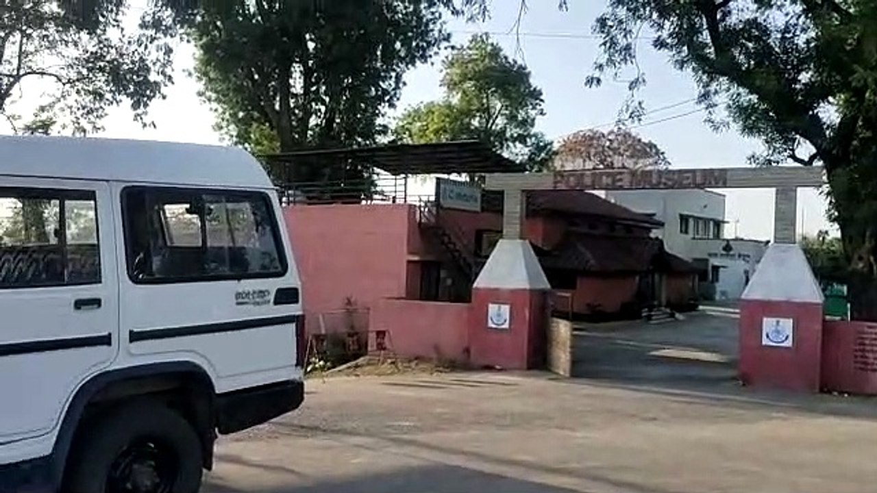 यातायात पुलिस ने की कार्रवाई
