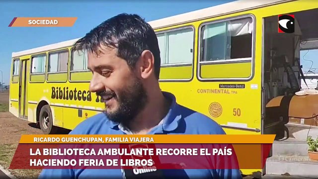 Ricardo Guenchupan, integrante de la familia viajera, expresó que la idea de la biblioteca ambulante es fomentar la lectura mediante el intercambio de libros