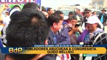 Chosica: pobladores abuchean a congresista Guido Bellido durante reunión con alcalde
