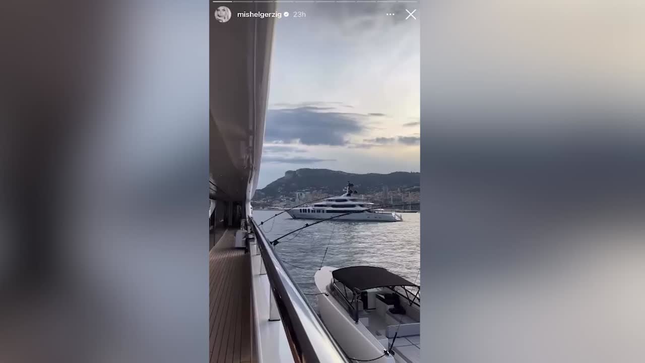 De ver la F1 a lanzar bolas de golf desde un yate: el domingo de Courtois con su pareja en Mónaco