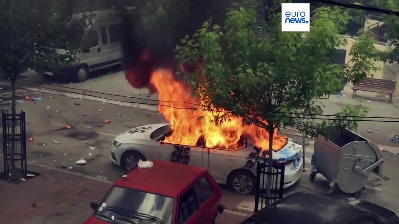 Kosovo: ancora alta la tensione, scontri con la Polizia, la premier serba sbotta