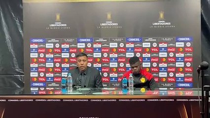 César Farías le responde a hinchas que critican a Aucas