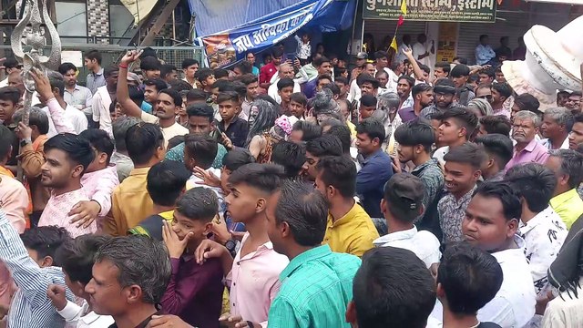 शोभायात्रा में उमड़ा भक्ति एवं आस्था का सैलाब