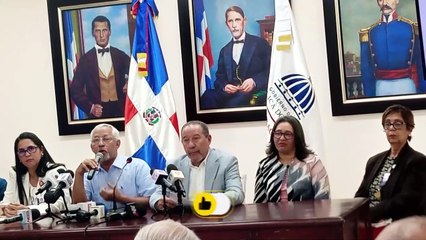 Ángel Hernández dice que la educación en RD está estancada