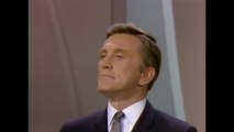 Kirk Douglas - Kirk Douglas On Stage With Ed (Live On The Ed Sullivan Show, March 27, 1966)