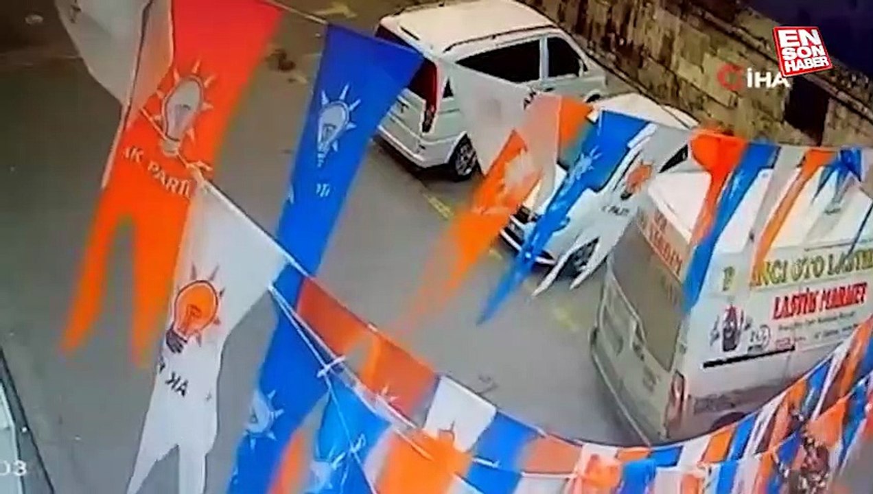 Kırklareli’de AK Parti İlçe Teşkilatı binasına saldırı yapıldı