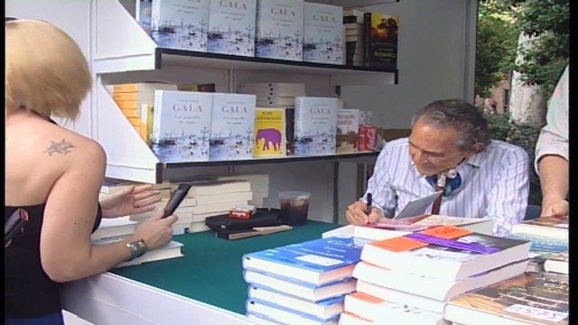 Córdoba despide entre aplausos a Antonio Gala, cuyas cenizas descansarán en su Fundación