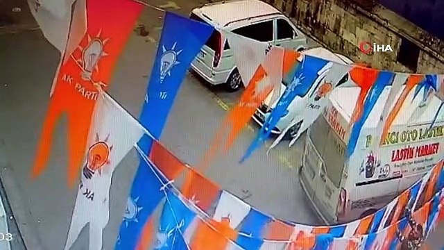 AK Parti İlçe Teşkilatı binasına saldırı