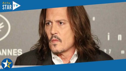 Johnny Depp annonce une triste nouvelle à ses fans : “Je suis désolé de vous dire…”