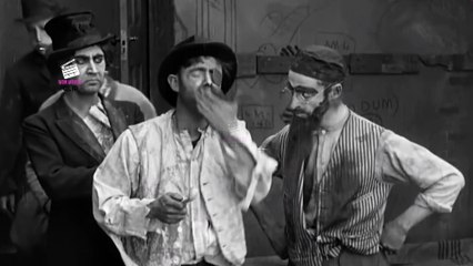 Charlie Chaplin And The Police