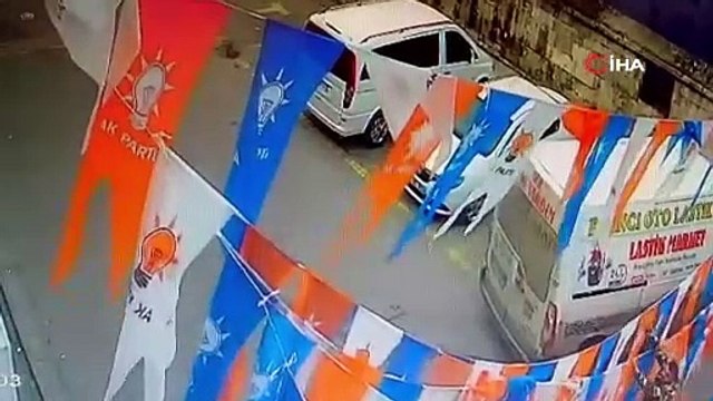 AK Parti İlçe Teşkilatı binasına saldırı