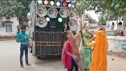 शिवपुरी: 10वी में प्रथम स्थान लाया बेटा, फिर हुआ ऐसा कि विडियो देख हैरान रह गए लोग