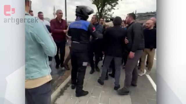 Üsküdar'daki kaçak kafe yıkımında İBB İmar Müdürü Ramazan Gülten darbedildi