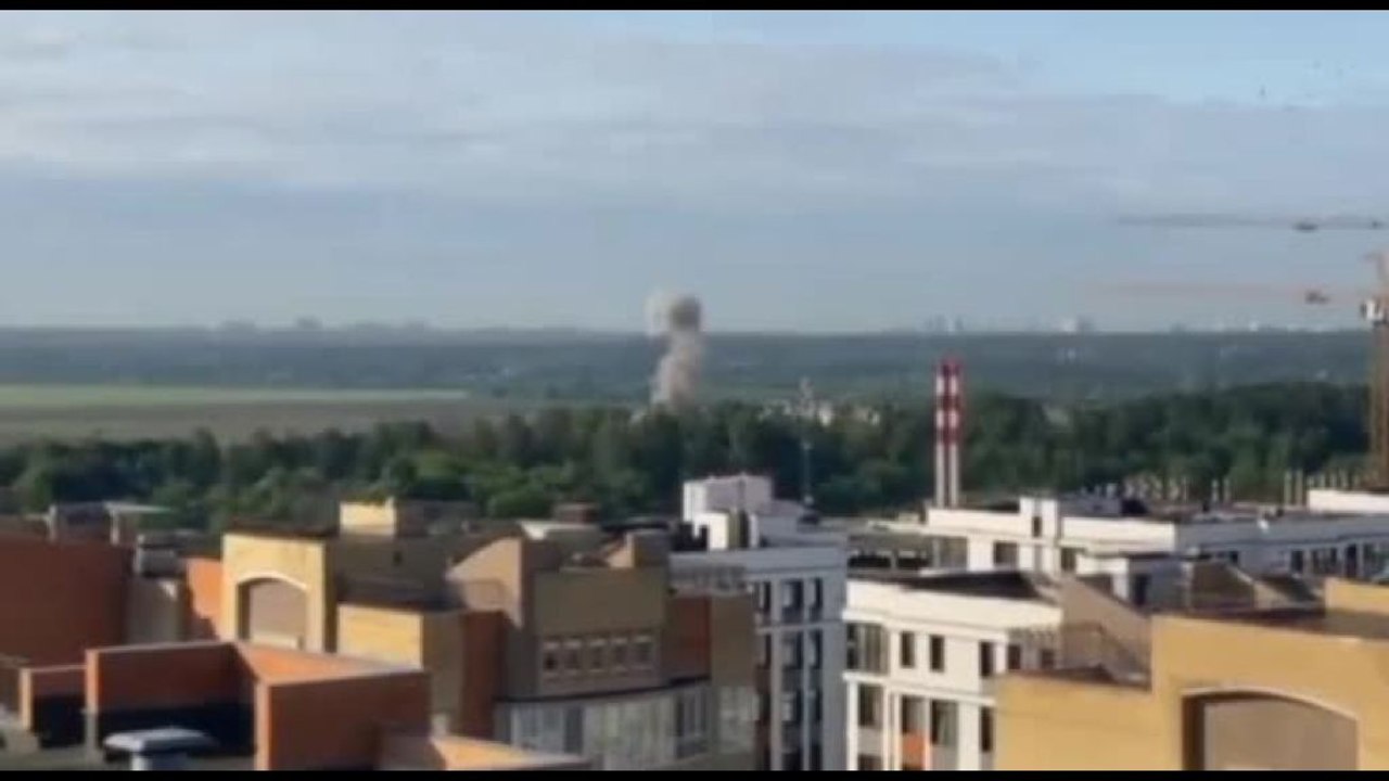 Attacco con droni su Mosca: almeno 2 feriti e danni a edifici