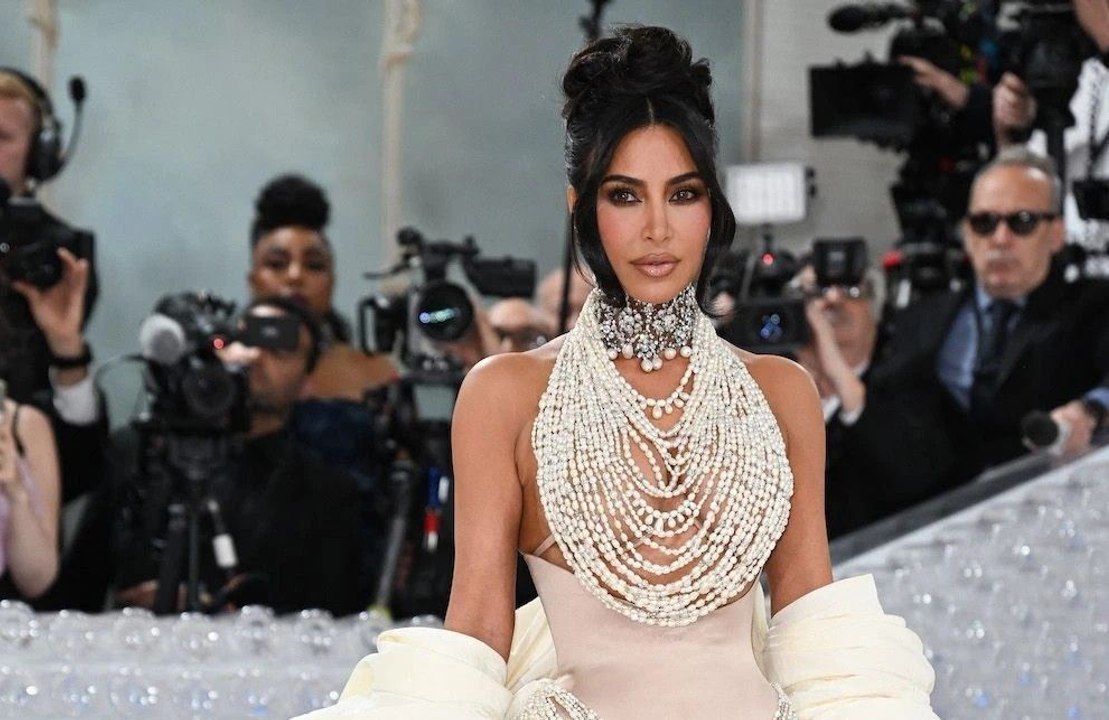Kim Kardashian : ce cadeau très précieux qu’ell...