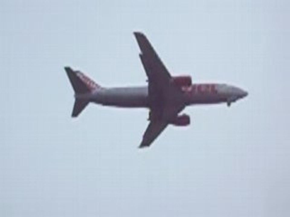 Atterrissage avion Roissy 3
