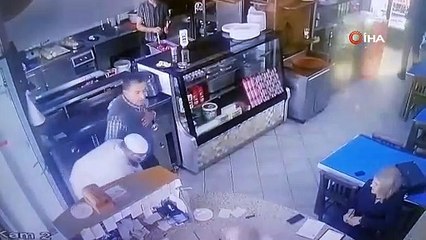 Dilencinin oyunu aktörlere taş çıkarttı