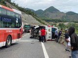 Xe khách va chạm với xe rước dâu trên cao tốc La Sơn - Túy Loan, 5 người thương vong