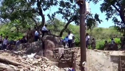 Chitrakoot News Video: अवैध अतिक्रमण पर प्रशासन का चाबुक,इतने घर हो गए जमींदोज,अब....