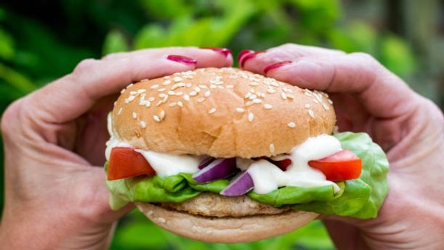 ¿Qué Alimentos Debes Cambiar Para Tener Un Corazón Más Sano?