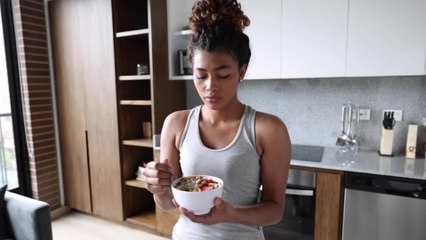 You should be chewing your food with your mouth open, according to expert