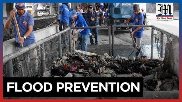 MMDA cleans waterways ahead of rainy season