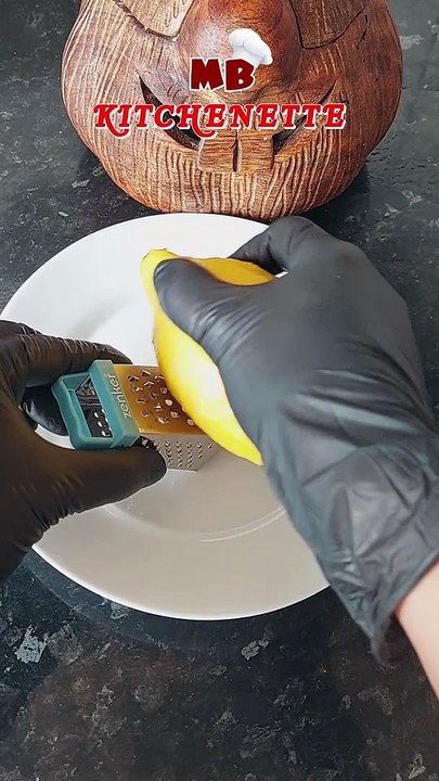 Lemon Zest life hack: Zest Like a Chef: How to Properly Zest a Lemon: Lemon Zesting: #dailymotion #lemon