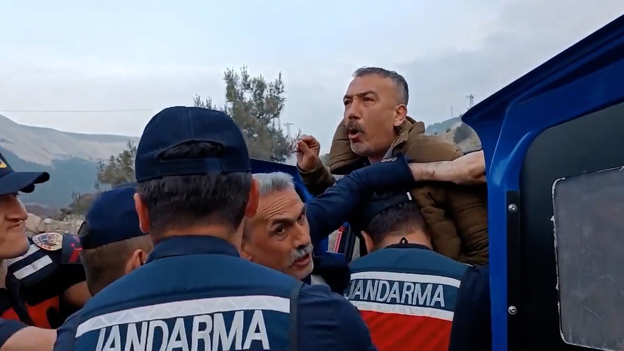 Gözaltına alınan sendika yöneticileri “Adalet bu mu” diye haykırdı