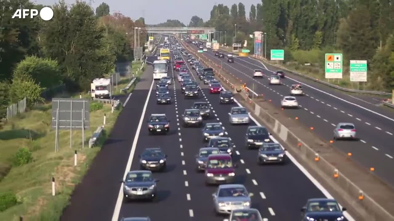 Per il 2 giugno 15 milioni in viaggio, il 94% in Italia