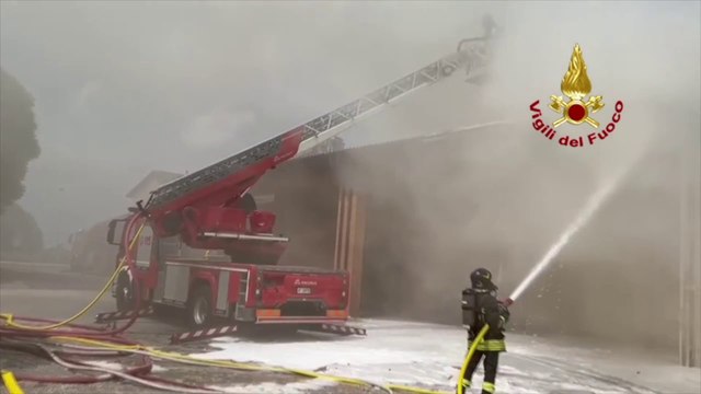 A fuoco pannelli fotovoltaici in un’azienda agricola nel trevigiano