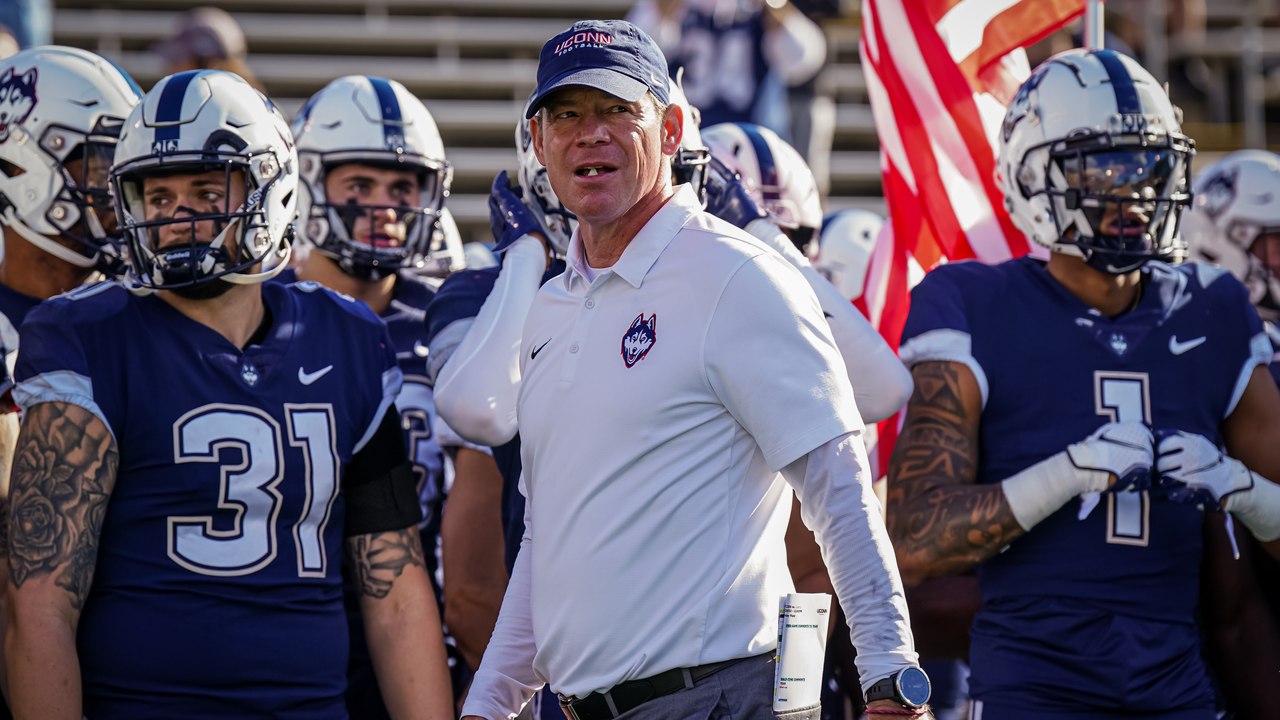 Old Faces In Strange Places Across College Football