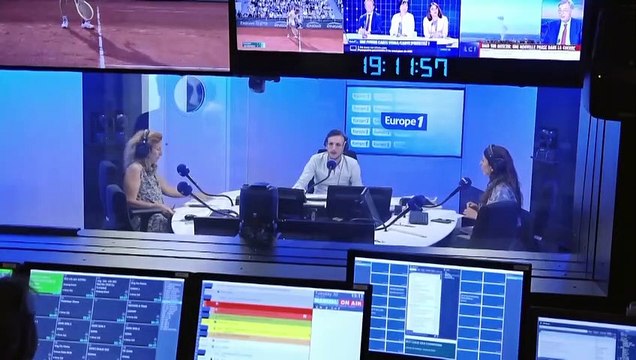 «Une vraie fierté» : Douvrin inaugure la première giga-usine de batteries électriques en France