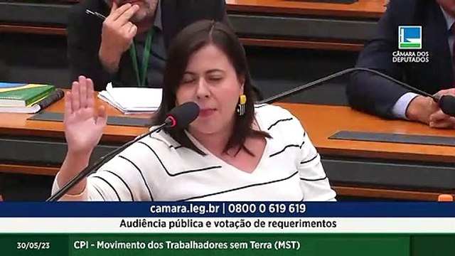 Ricardo Salles (PL-SP) e Sâmia Bomfim (PSOL-SP) batem boca durante CPI do MST